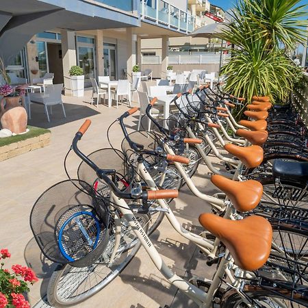 Hotel Astoria Cervia Esterno foto
