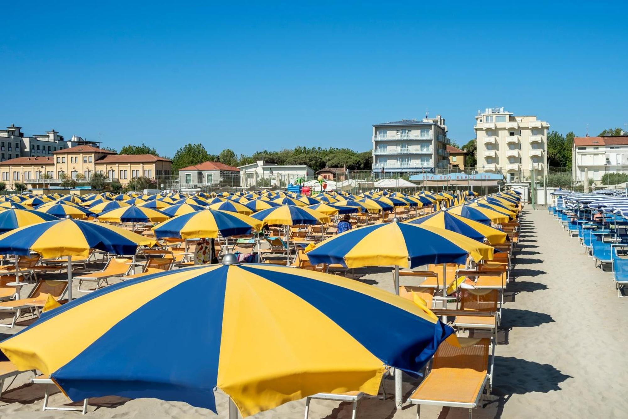 Hotel Astoria Cervia Esterno foto