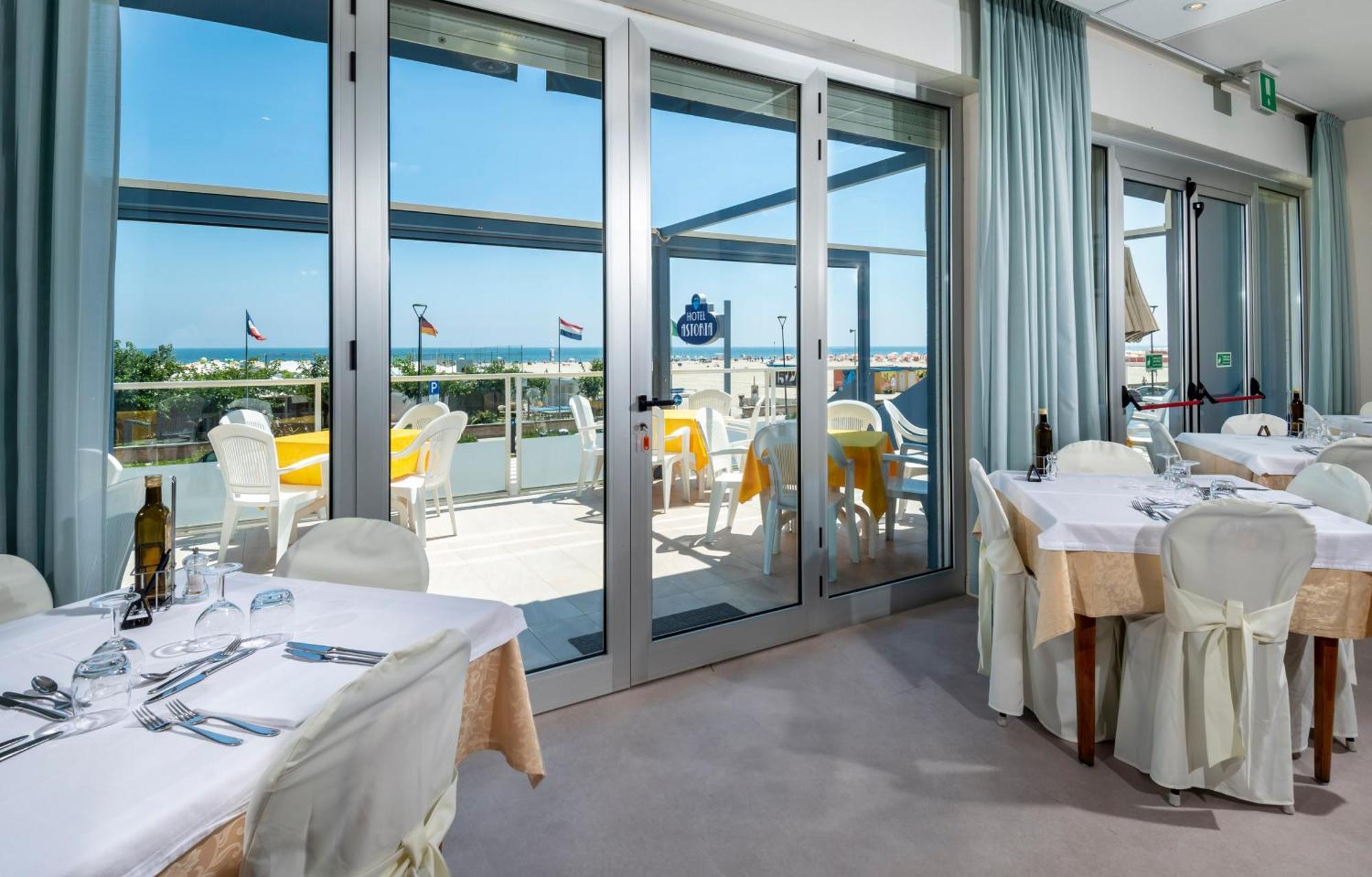 Hotel Astoria Cervia Esterno foto
